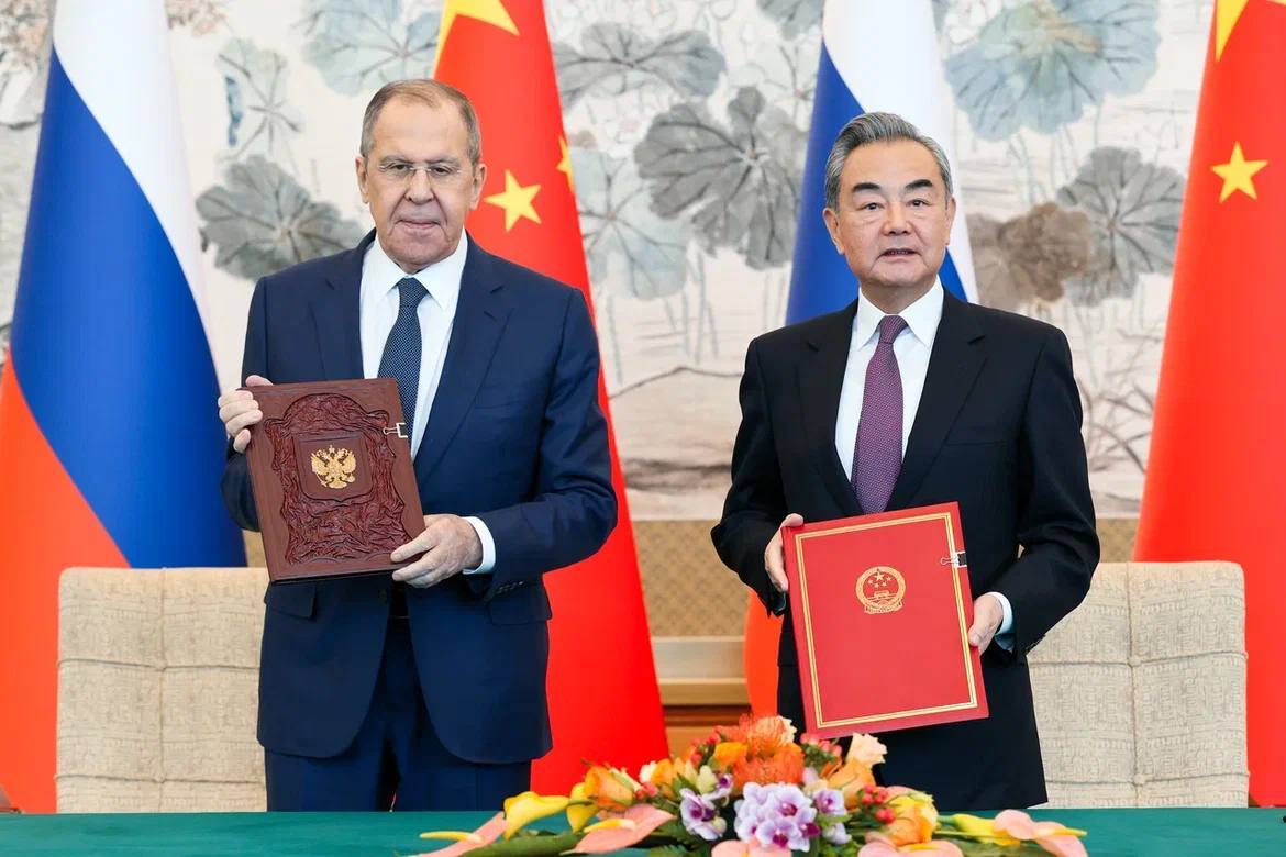 Às vésperas da visita de Putin, China diz que quer fortalecer cooperação estratégica com a Rússia