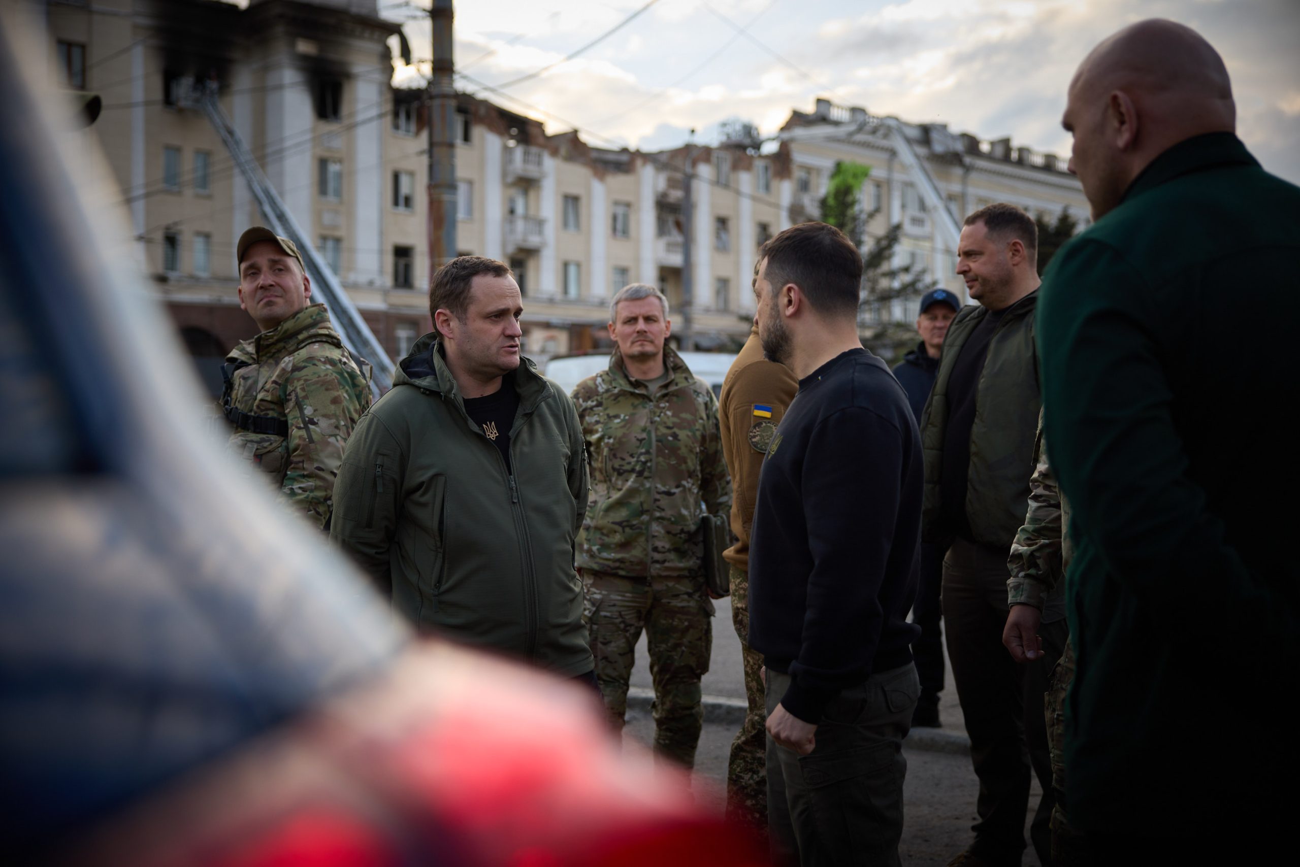 Ucrânia suspende serviços consulares a homens em idade de combate