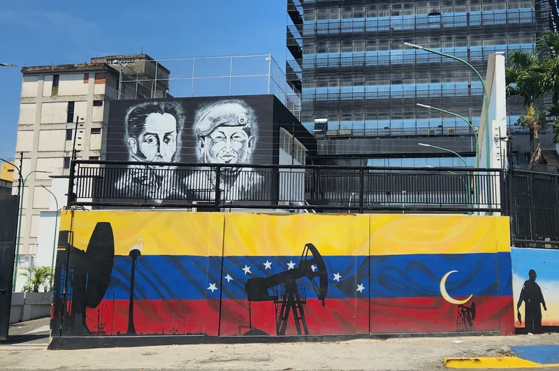 Apesar da volta de sanções, Venezuela projeta crescimento na produção de petróleo