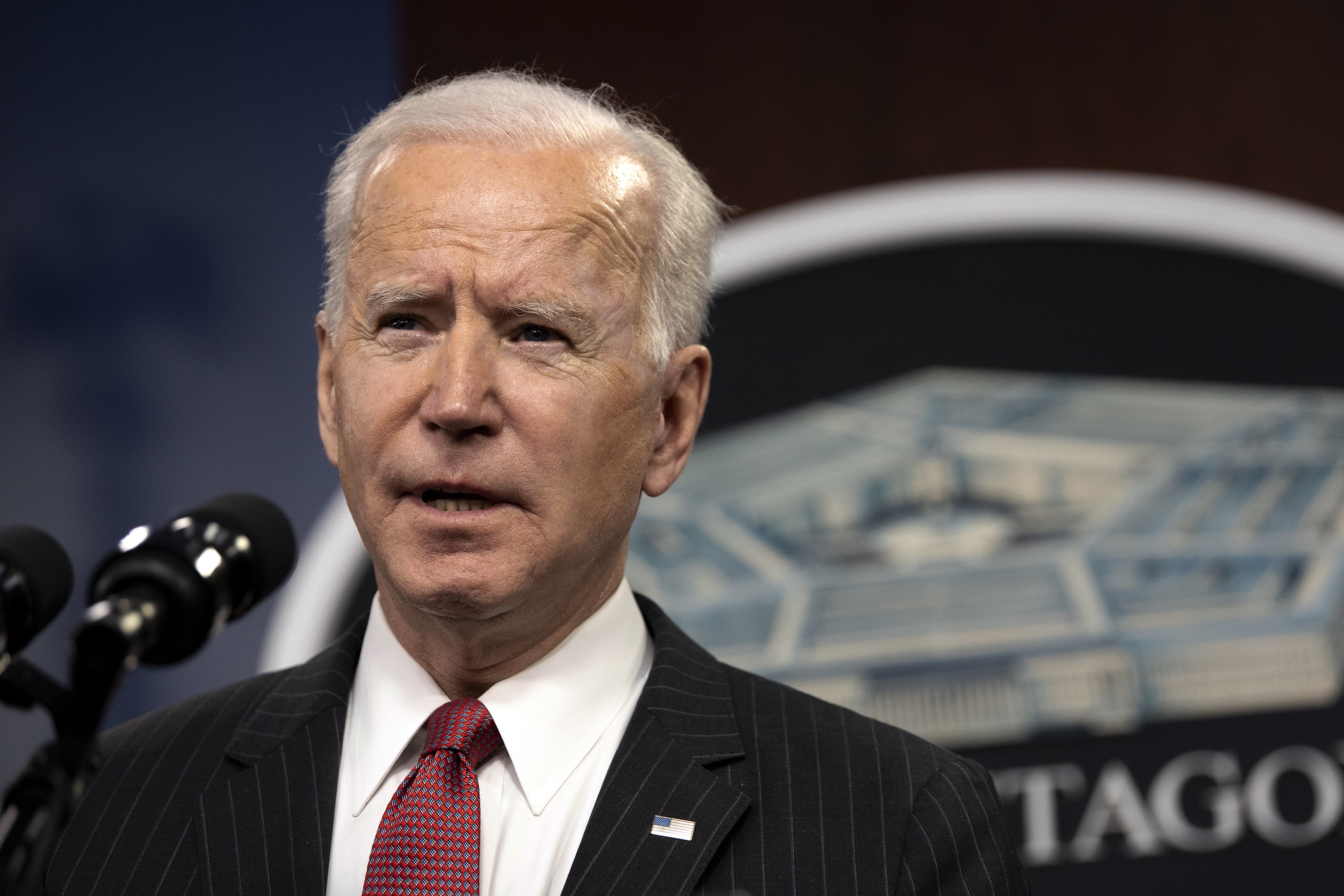 EUA: Congresso contraria Biden e aprova lei para obrigar entrega de armas retidas a Israel