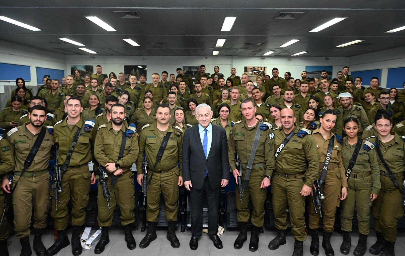 Após fala de Biden sobre corte de armas, Israel diz que manterá guerra ‘mesmo sozinho’