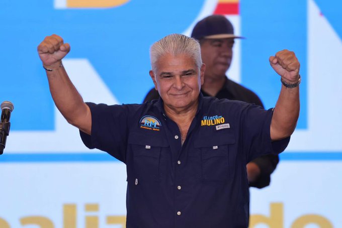 Candidato conservador vence e é eleito presidente no Panamá