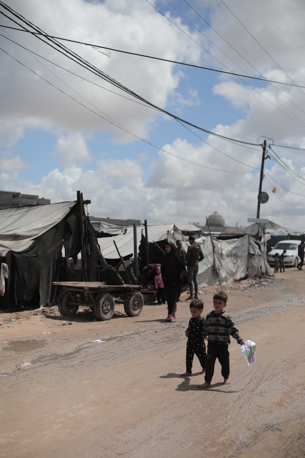 Israel prepara invasão a Rafah e ordena saída ‘limitada’ de civis na região
