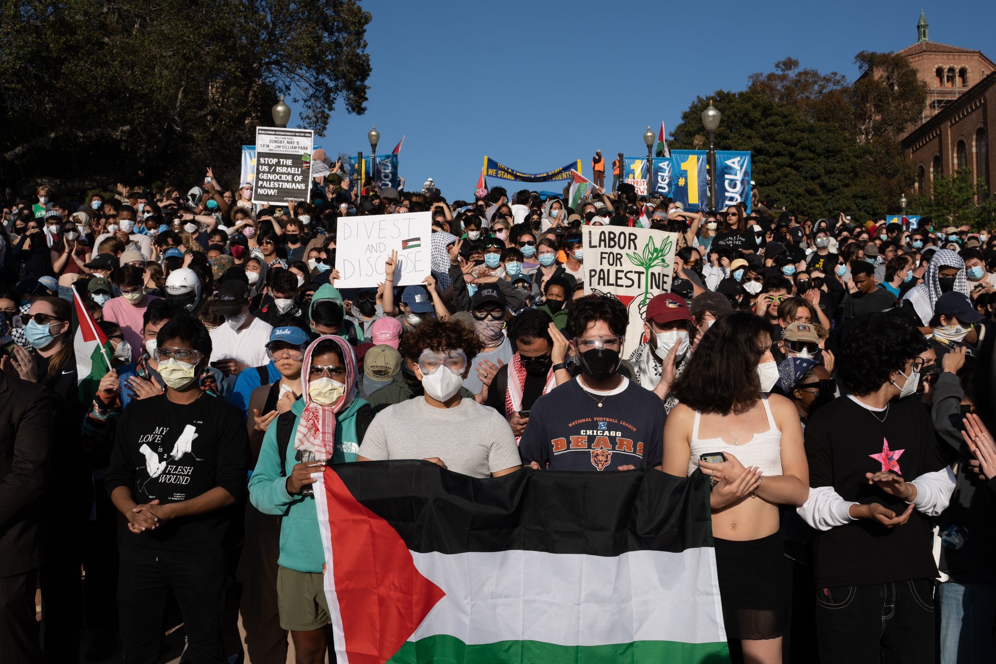 Aliado de Israel, Biden chama protestos pró-Palestina em universidades de ‘vandalismo’