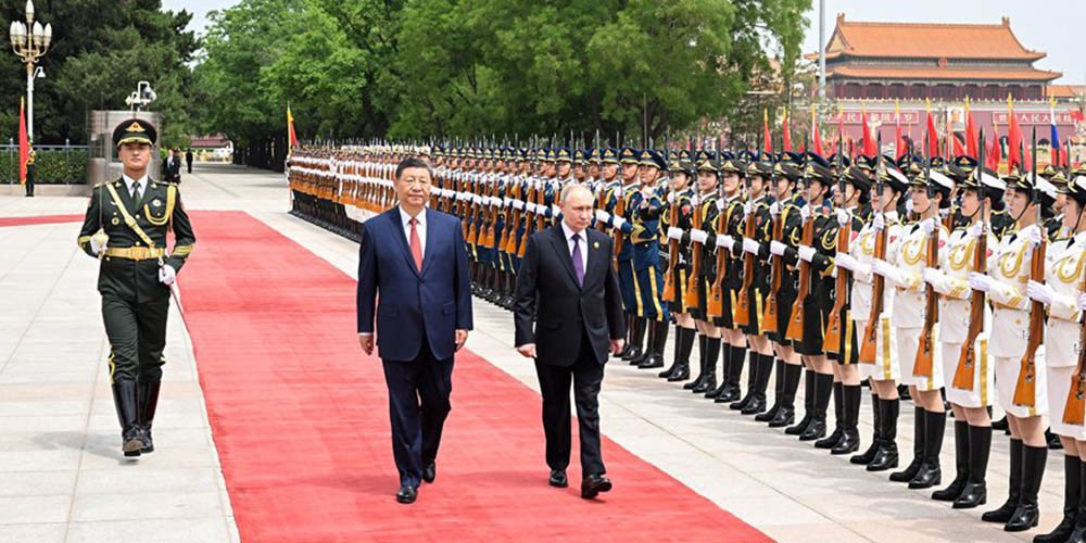 Putin visita fronteira entre China e Rússia ao celebrar relações comerciais em alta com aliado
