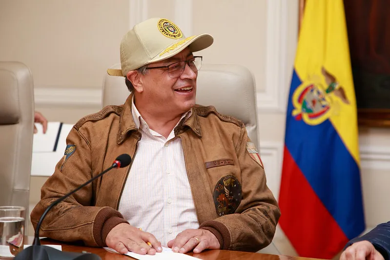 Governo de Petro na Colômbia é exemplo contra as mudanças climáticas, diz especialista
