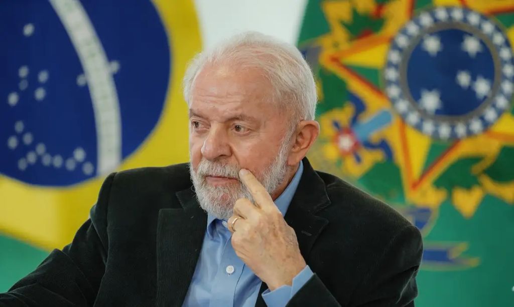 ‘Decisão histórica’, diz Lula sobre reconhecimento do Estado Palestino
