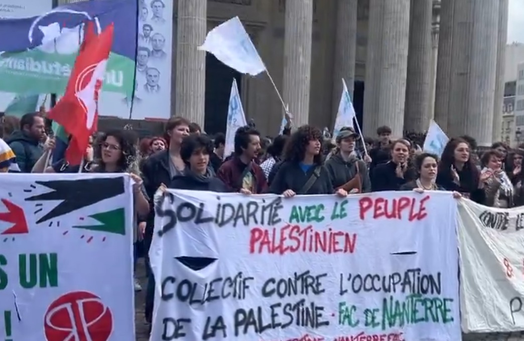 França: após polícia desmontar acampamento, estudantes protestam no Panteão em solidariedade aos palestinos