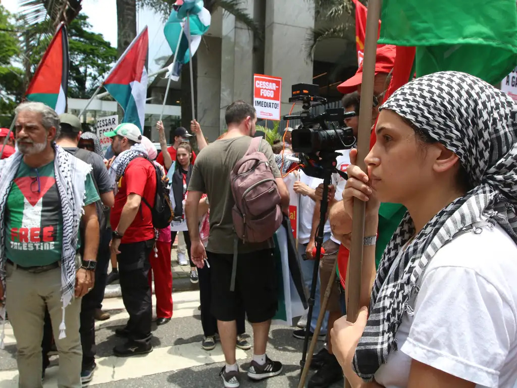 Estudantes do mundo em uma só voz: Palestina livre, romper relações com Israel já