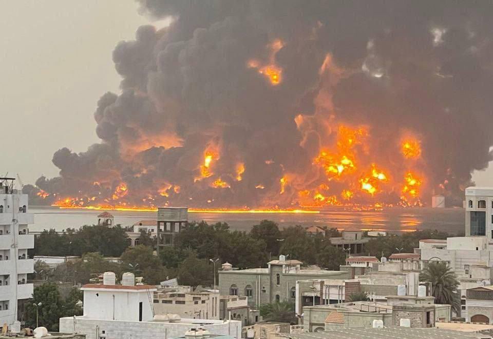 Houthis garantem ‘resposta eficaz’ após Israel bombardear cidade portuária do Iêmen