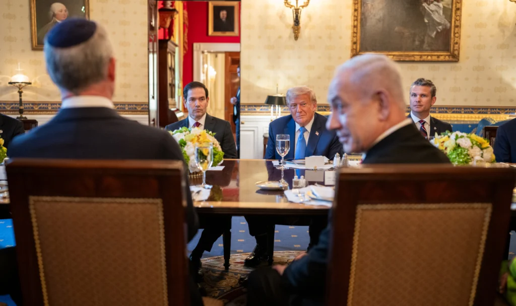 Trump e Netanyahu discutem proposta de cessar-fogo em Gaza por 60 dias