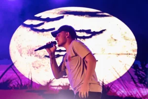 Característica muito marcante em sua geração musical, João Gomes é totalmente desprovido de preconceitos de gênero musical. (Foto: Luci Sallum/PMC)