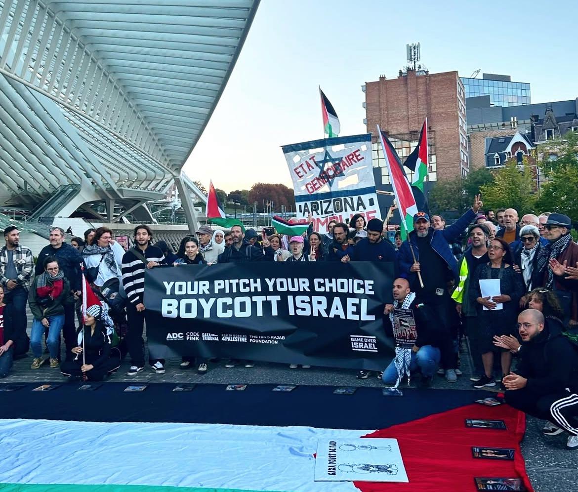 Atletas pressionam UEFA para banir federação israelense por genocídio em Gaza