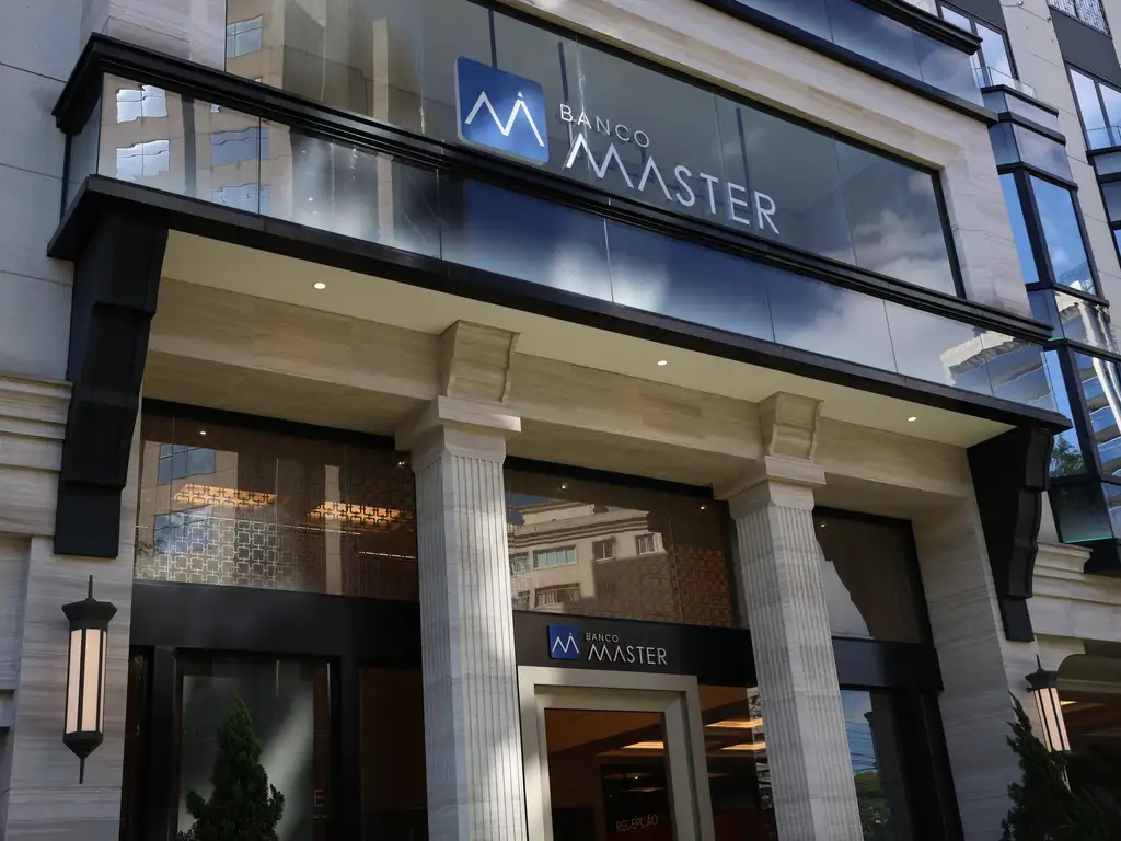 Do crescimento meteórico à liquidação: a armadilha rentista do Banco Master