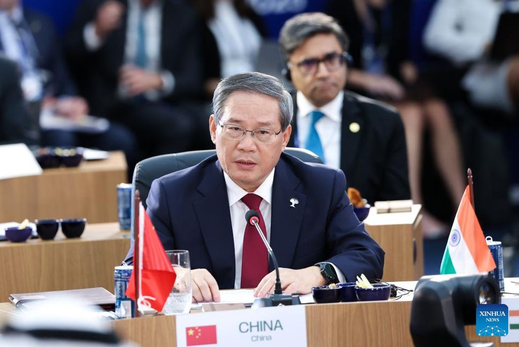 Image for China prevê aumento de 7% dos gastos militares em 2026