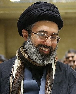 Image for Filho de Ali, Motjaba Khamenei deve ser eleito novo líder supremo do Irã, diz emissora persa
