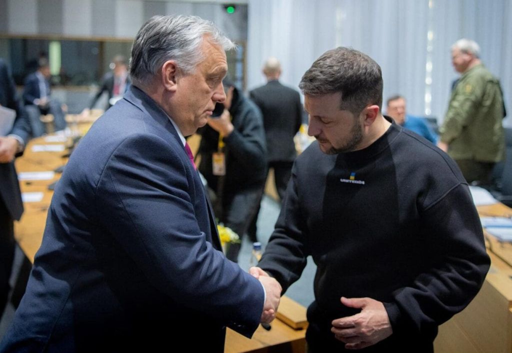 Image for Em alusão a Orbán, Zelensky ameaça atacar líderes que barrem ajuda da UE à Ucrânia