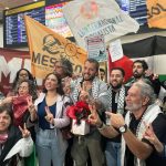 Thiago Ávila chega ao Brasil após prisão em Israel e denuncia tortura: ‘diziam diretamente que queriam me matar’