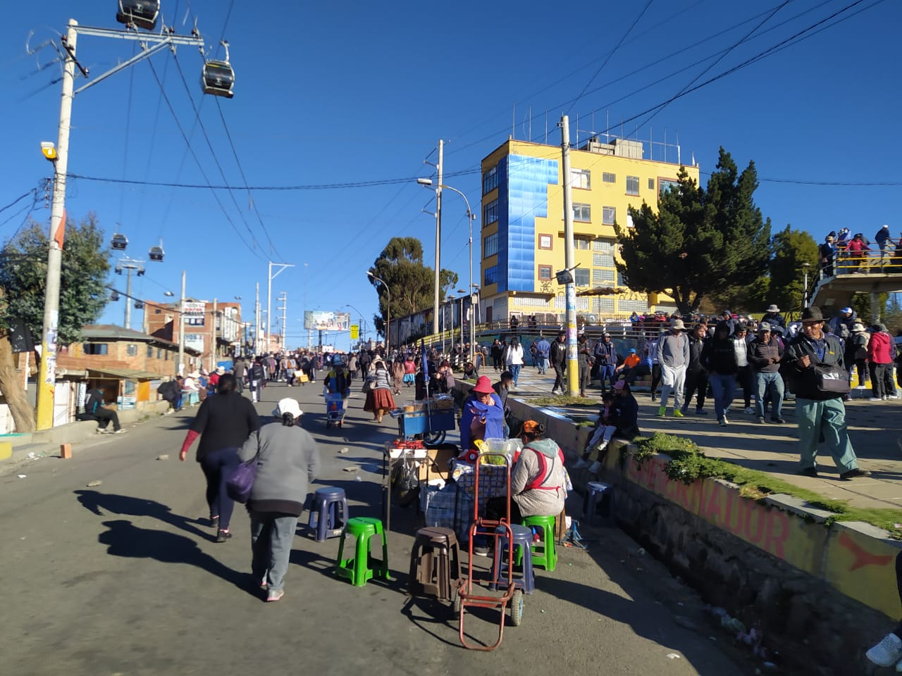 ‘Bolivianos estão defendendo país da subserviência do governo aos EUA’, afirma especialista