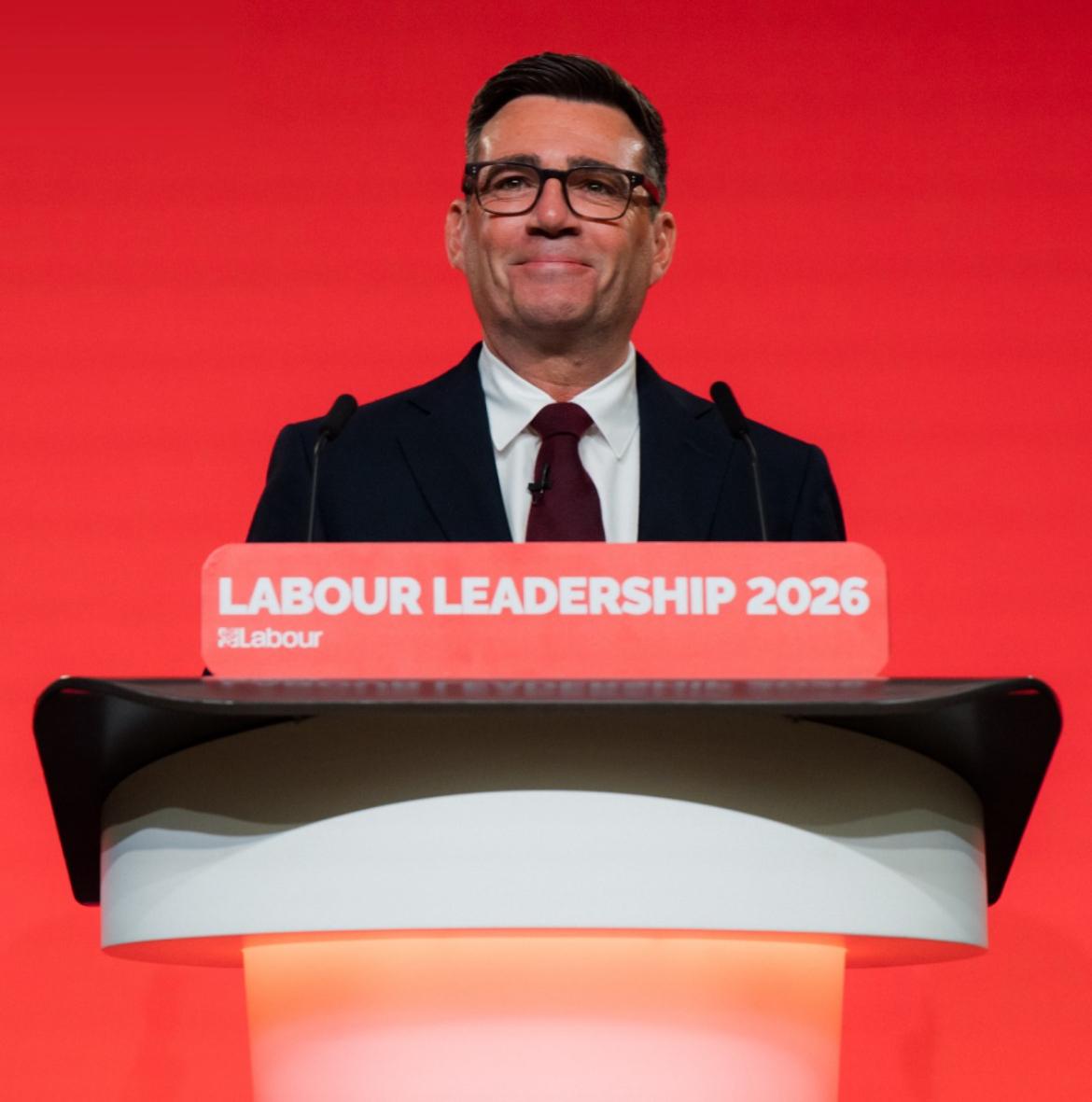 Andy Burnham assume liderança dos Trabalhistas no Reino Unido e promete ‘mudança’